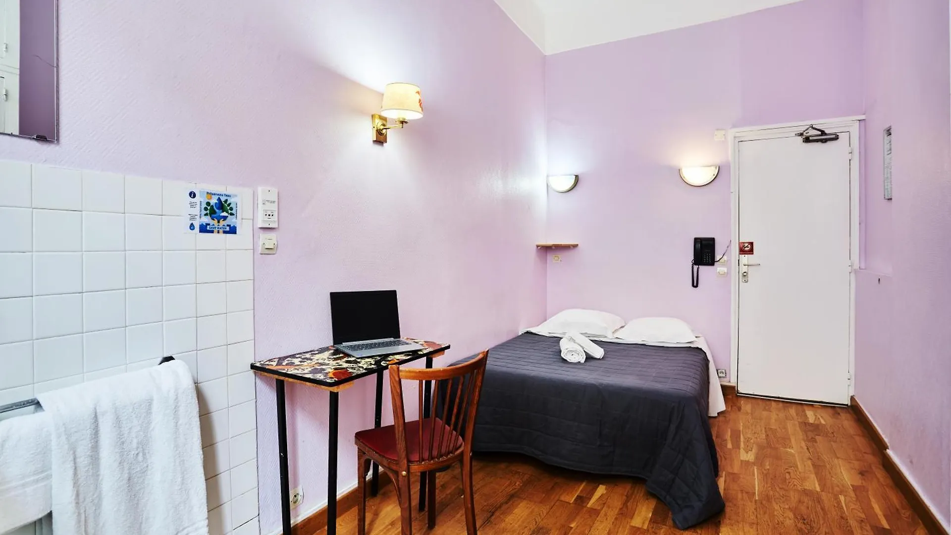 Tiquetonne Hotel *